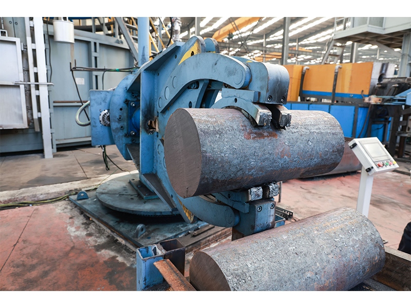 智能鍛造！給起重機(jī)裝上“無敵風(fēng)火輪”，是一種什么體驗？